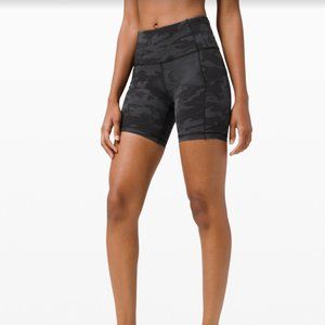Lululemon Fast & Free Short 6" in Camo